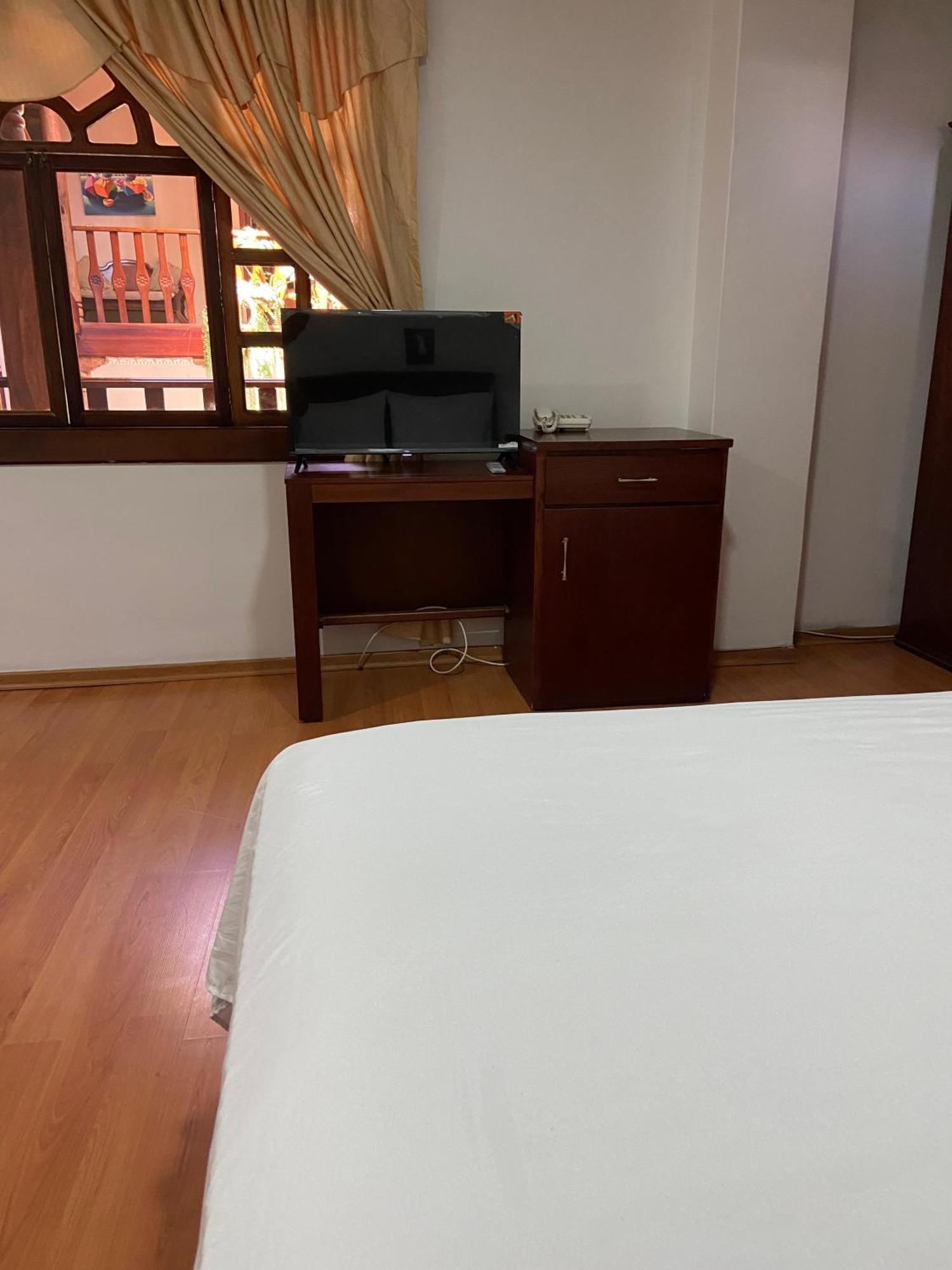 Coronel Hotel Cuenca