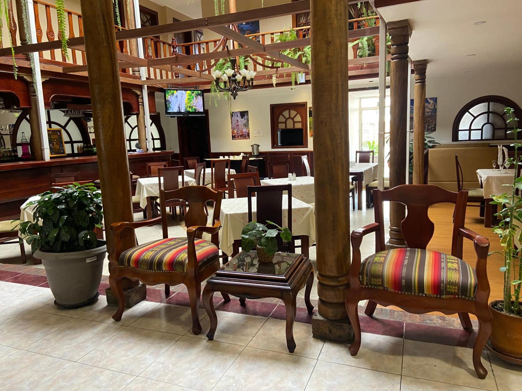 Hotel Coronel