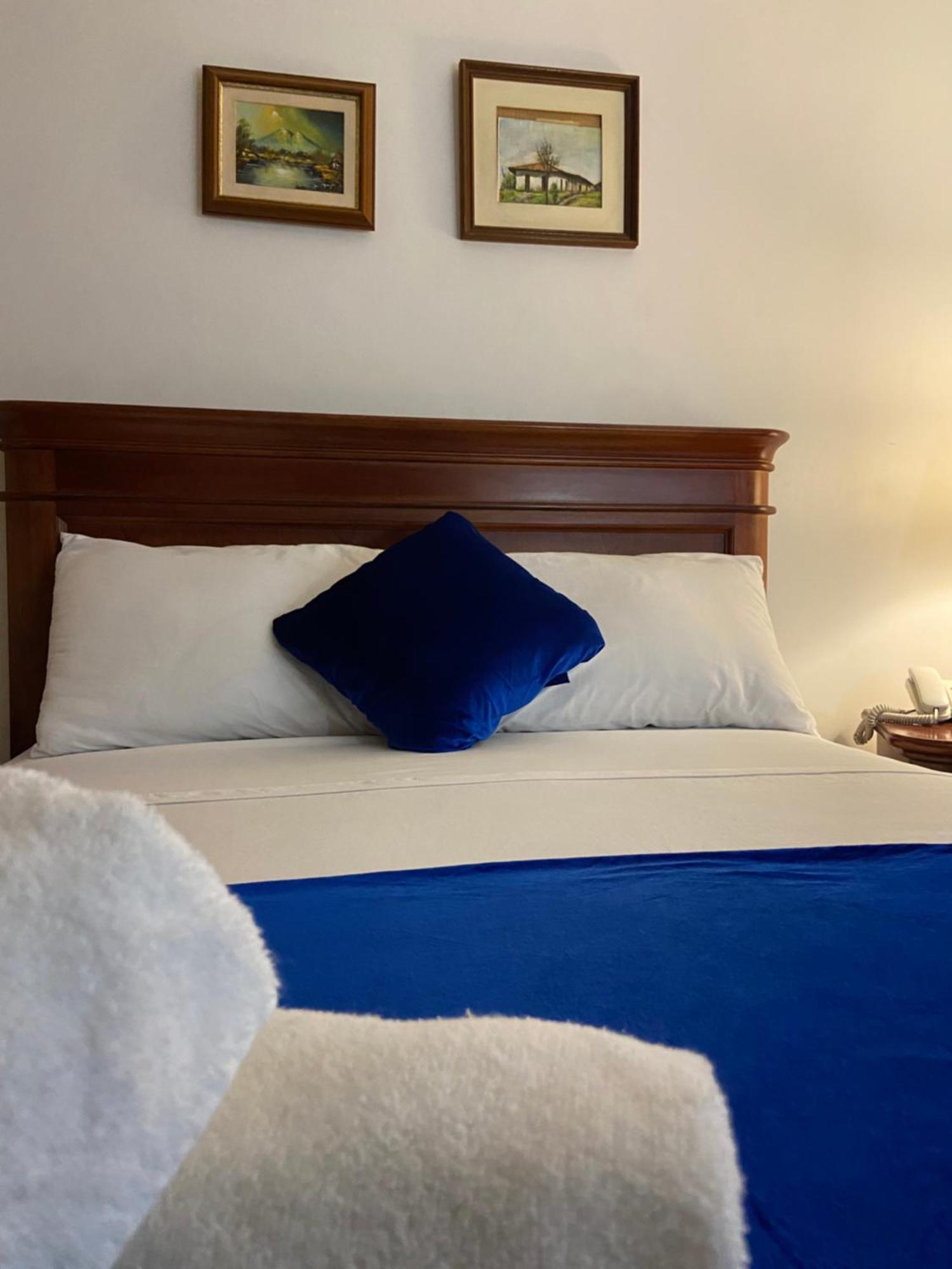 Hotel Coronel Cuenca