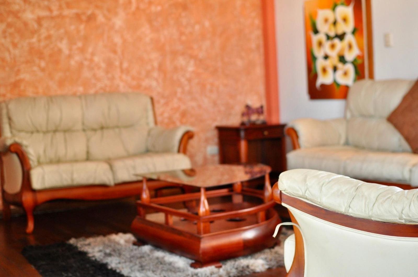 Coronel Hotel Cuenca
